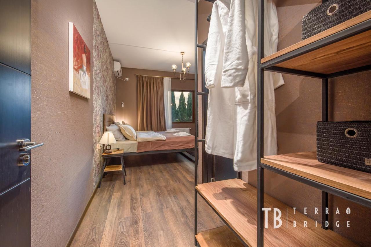 Terra Bridge Hotel Tbilisi Luaran gambar