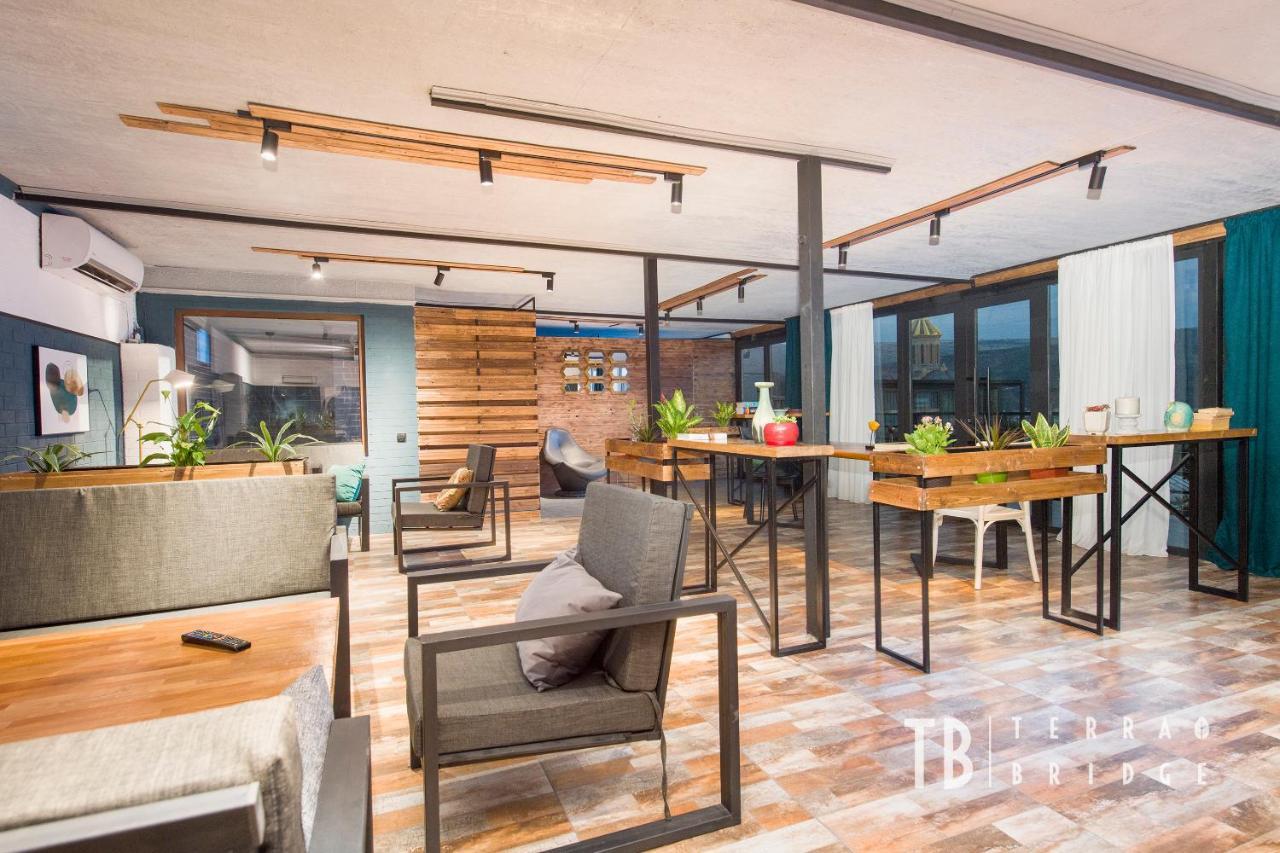Terra Bridge Hotel Tbilisi Luaran gambar