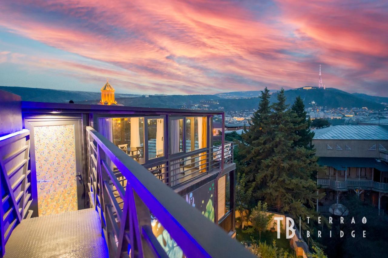 Terra Bridge Hotel Tbilisi Luaran gambar