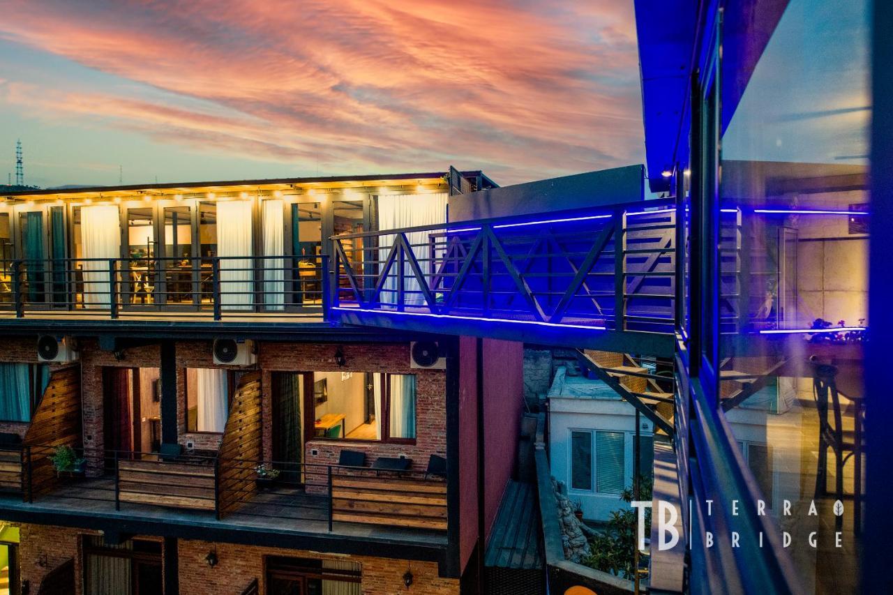 Terra Bridge Hotel Tbilisi Luaran gambar