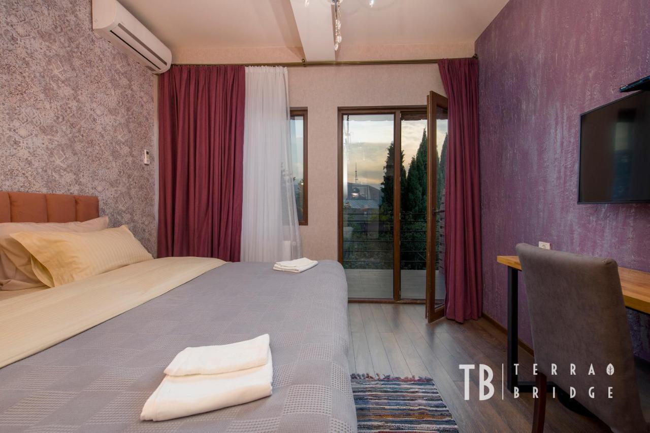 Terra Bridge Hotel Tbilisi Luaran gambar