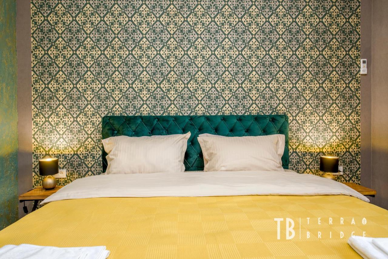 Terra Bridge Hotel Tbilisi Luaran gambar