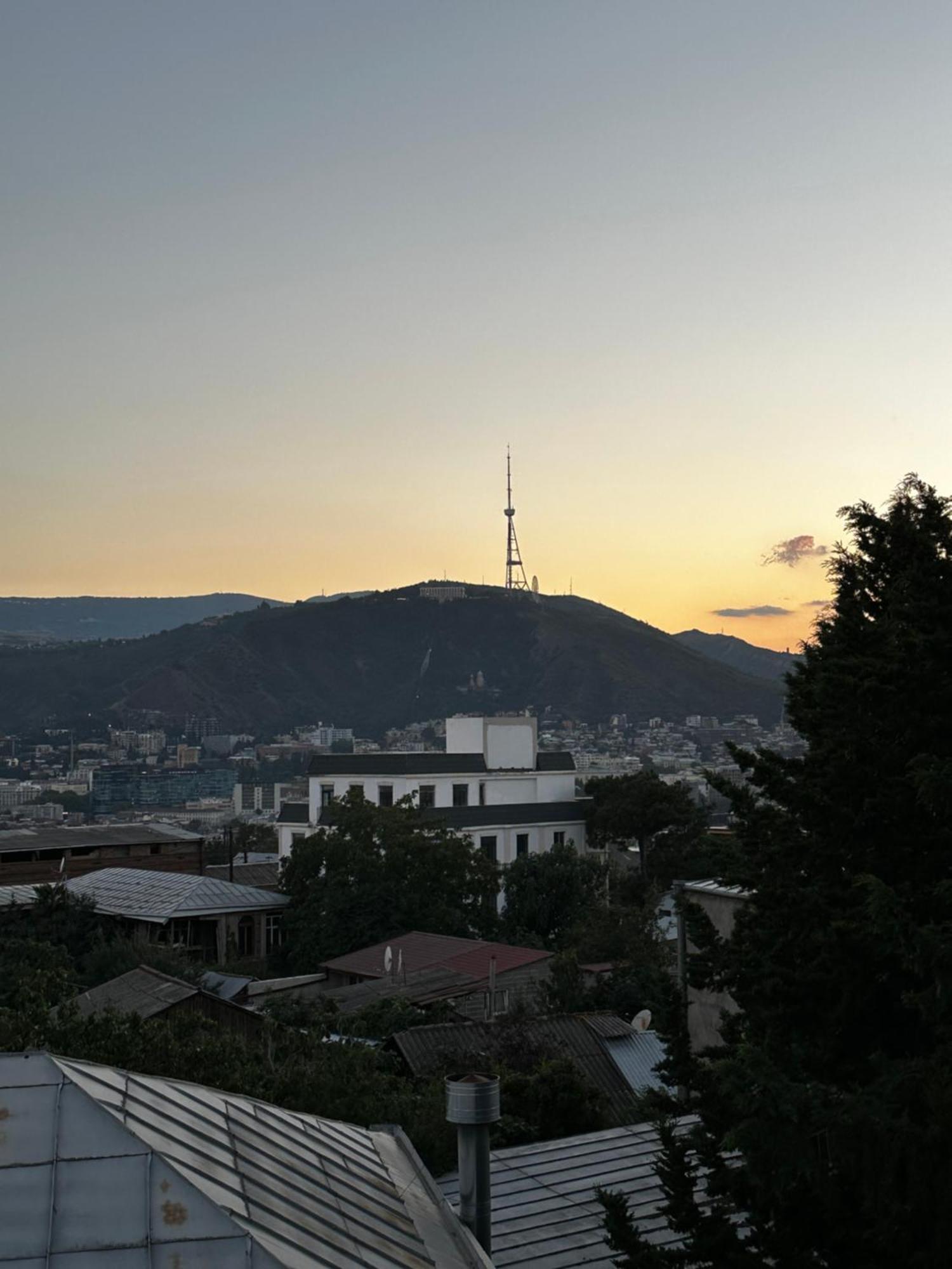 Terra Bridge Hotel Tbilisi Luaran gambar